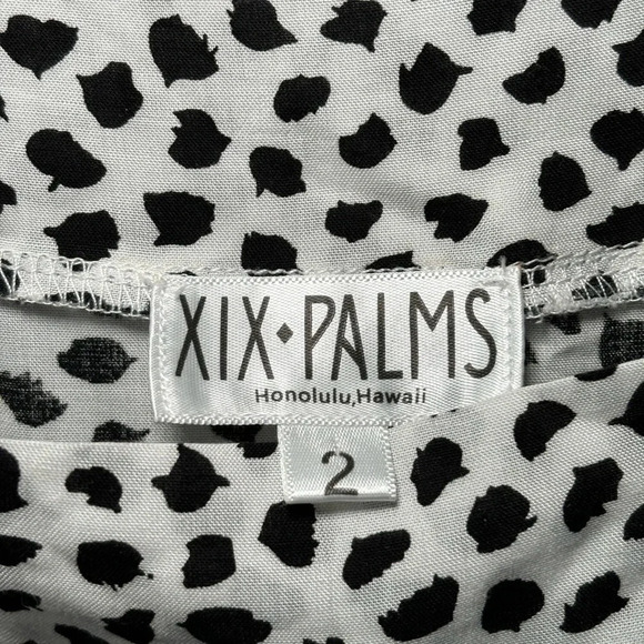 XIX-Palms, Honolulu, Hawaii, speckled b&w, flowy, crop, tank, size 2 - Picture 11 of 12